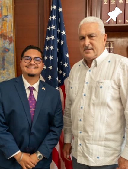 gaboramospr's tweet photo. Esta semana el presidente del Senado, Tomás Rivera Schatz, dio una entrevista “íntima” al “medio digital de derecha” 
INDIARIO.

Pero… ¿quién está detrás de este medio y qué conexiones tiene con el propio Senado?

Abro hilo 🧵 https://t.co/WBAfszFFOk
