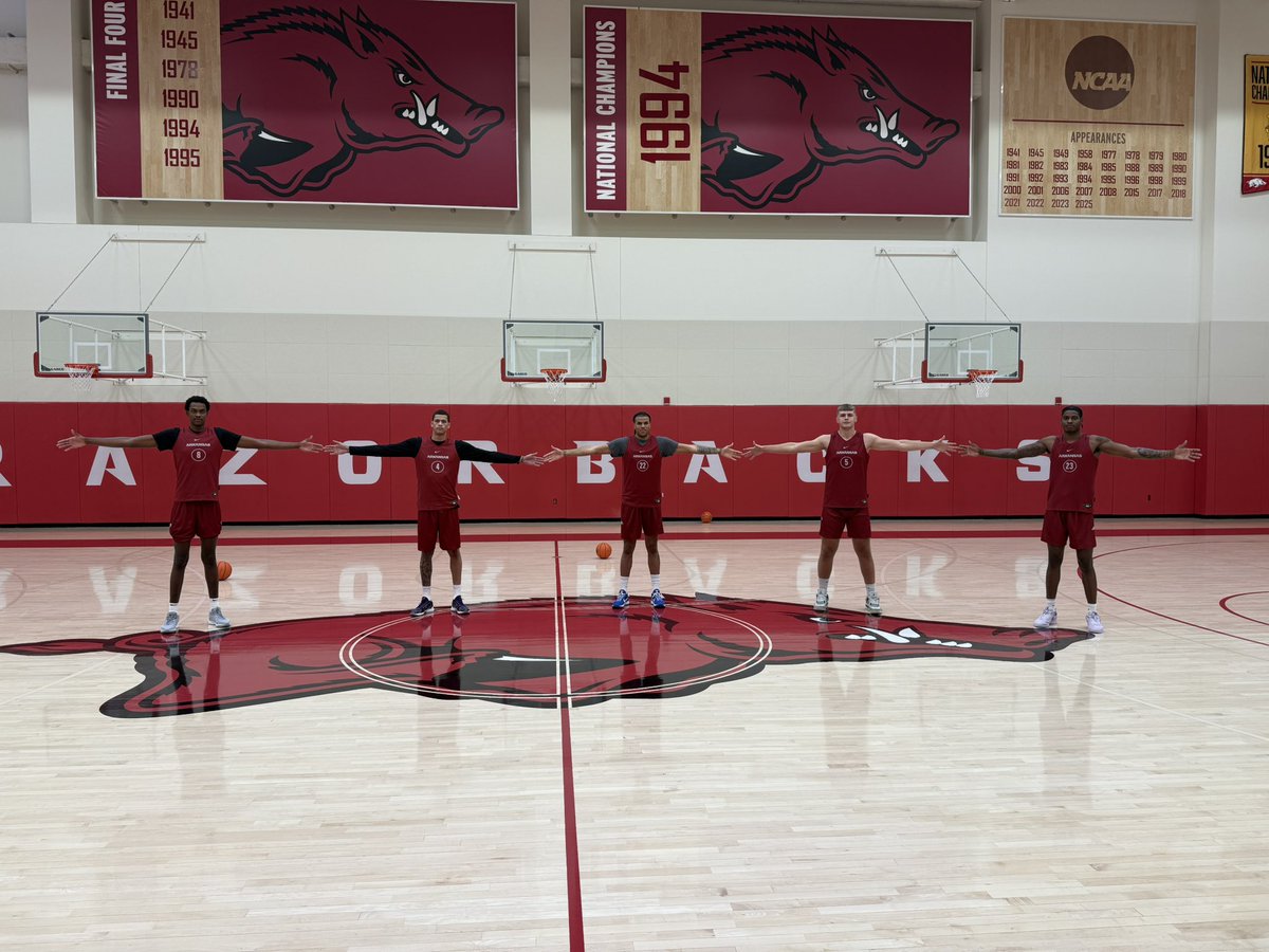 Excited to have my guys on campus and get to work! First day back together.

Man are we long!
