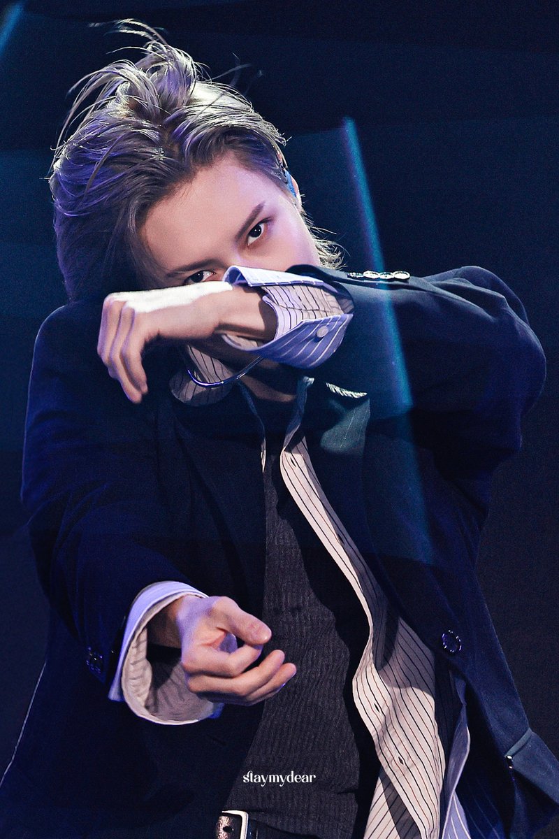 250817 태민 팬미팅 클래스메이트  
#TAEMIN #태민 #CLASS_MATE 

뒤섞인 Heaven and hell