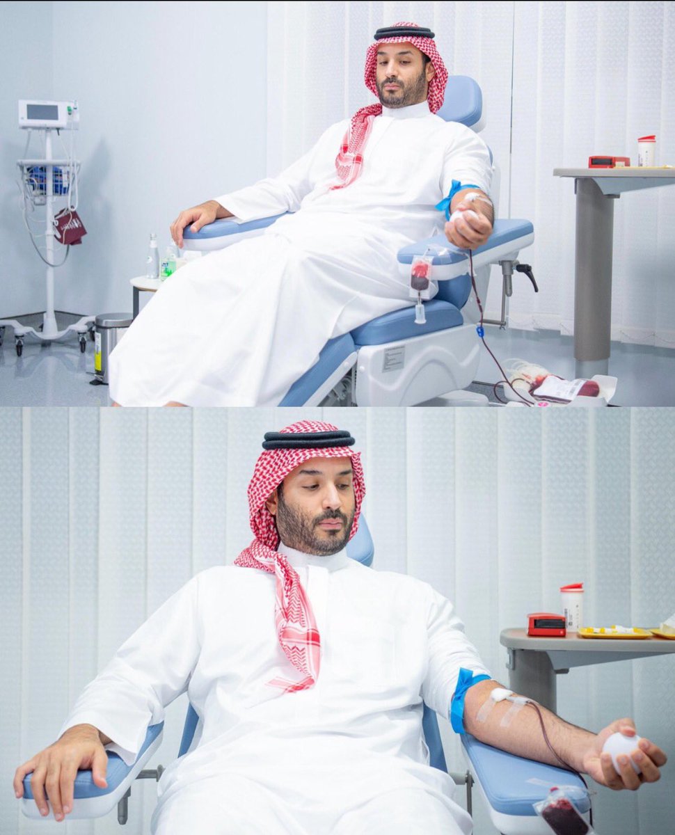 راشدعومان ال منجم (@rashed_m_oman1) on Twitter photo ولي العهد.. قدوة تتدفق بالإنسانية في شرايين الوطن
حين يمدّ القائد يده بالعطاء، فإنه يزرع قيماً خالدة، ويغرس معاني سامية، ويجعل من المبادرة نهجاً ومن الفعل رمزاً. وهكذا كان موقف سمو سيدي ولي العهد الأمير محمد بن سلمان – حفظه الله – حين تبرّع بدمه وأطلق الحملة الوطنية السنوية ولي العهد.. قدوة تتدفق بالإنسانية في شرايين الوطن
حين يمدّ القائد يده بالعطاء، فإنه يزرع قيماً خالدة، ويغرس معاني سامية، ويجعل من المبادرة نهجاً ومن الفعل رمزاً. وهكذا كان موقف سمو سيدي ولي العهد الأمير محمد بن سلمان – حفظه الله – حين تبرّع بدمه وأطلق الحملة الوطنية السنوية