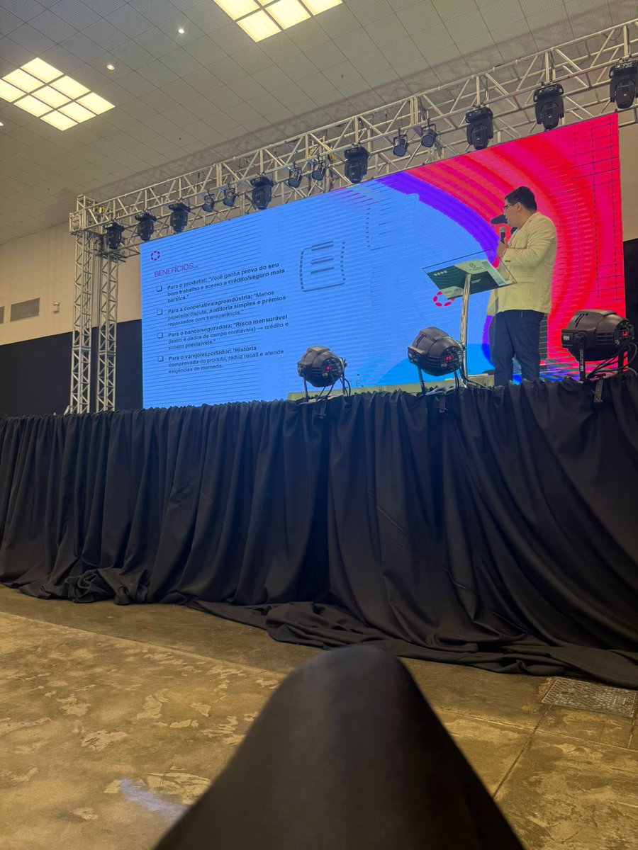 johnrhodelb's tweet image. I had the pleasure of representing @Polkadot together with @SunsetLabsBD 

I was present at Inova Agro, an event specialized in agribusiness innovations. Being the only blockchain to talk about how the agricultural sector can benefit using blockchain is an opportunity. 

It is…