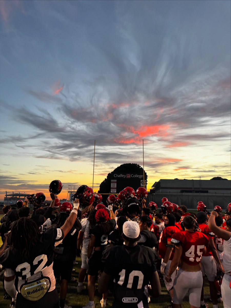 CoachBenBuys's tweet photo. “Then as I looked over the situation, I called together the nobles and the rest of the people and said to them, “Don’t be afraid of the enemy! Remember the Lord, who is great and glorious, and fight for your brothers, your sons, your daughters, your wives, and your homes!””
Nehemiah 4:14