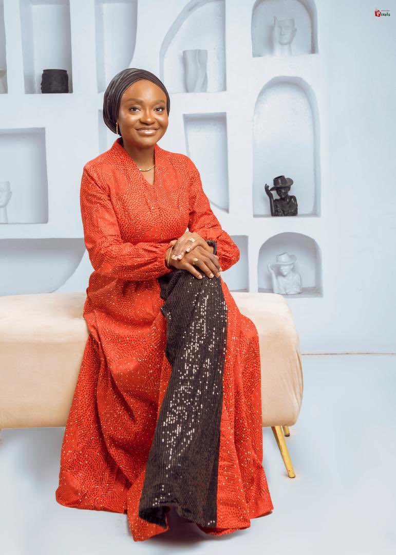 Dear woman. Your 20s are for finding yourself and making lots of mistakes that you most likely will be able to correct. Your 30s are for refining yourself so you don’t make the same mistakes you made in your 20s.

But you see your 40s? Good God! It is the season where you become