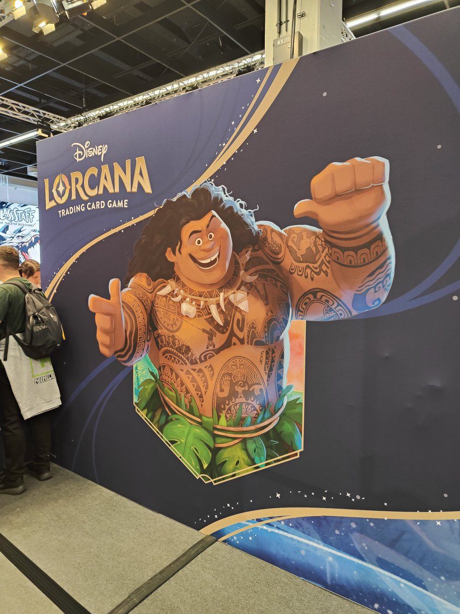 Trying #Lorcana at Gamescom. Looks so good! #ravensburgerevents