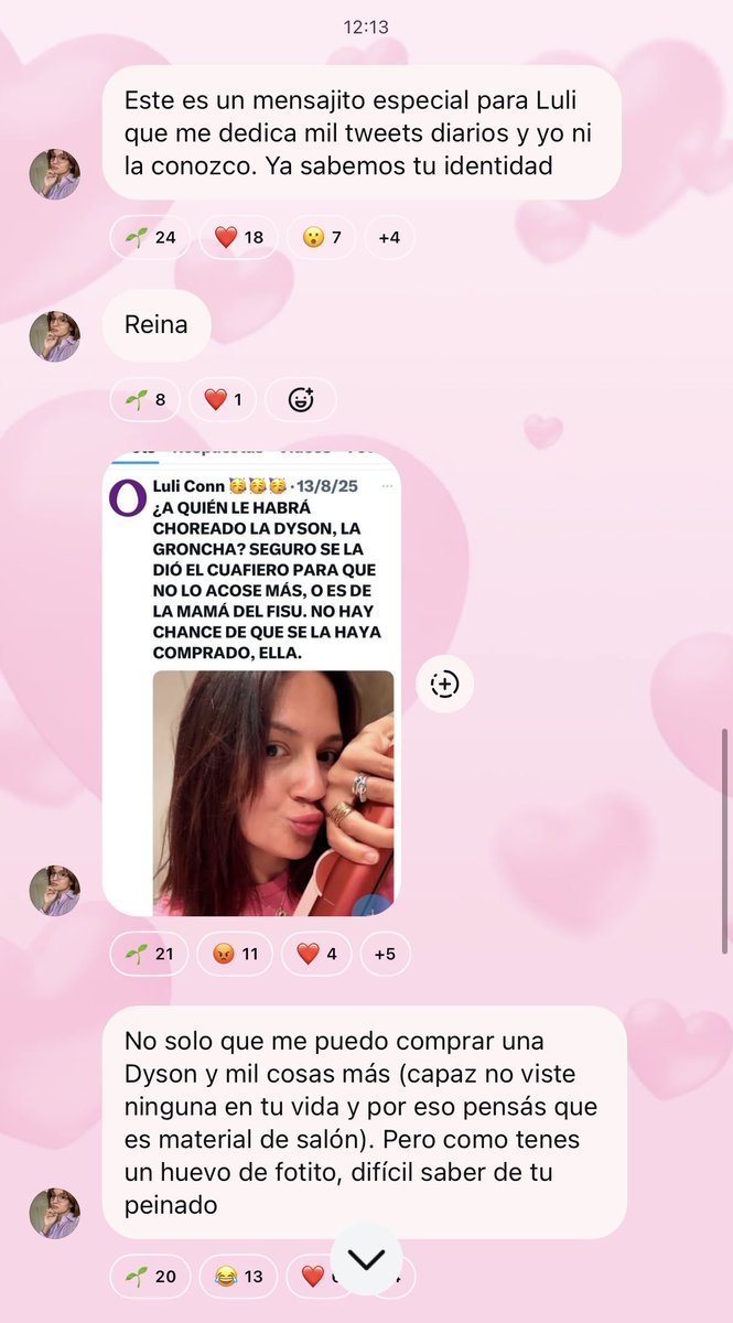 candecracia's tweet photo. @azulperiodo Brote completo (que ya borró) 💋 https://t.co/AhpKMpMlJK