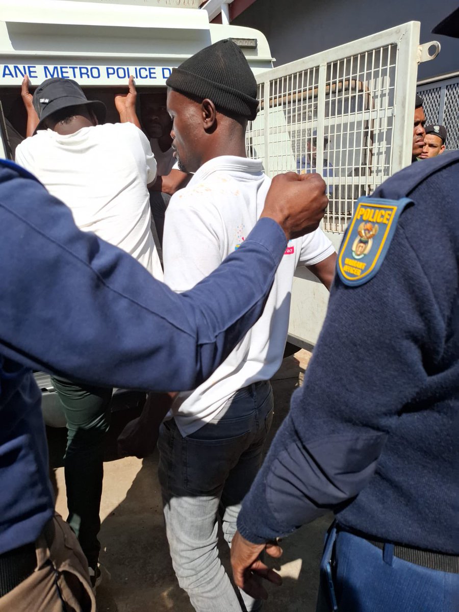 Patriot_S_A's tweet image. 16 illegal foreigners arrested today in Tshwane