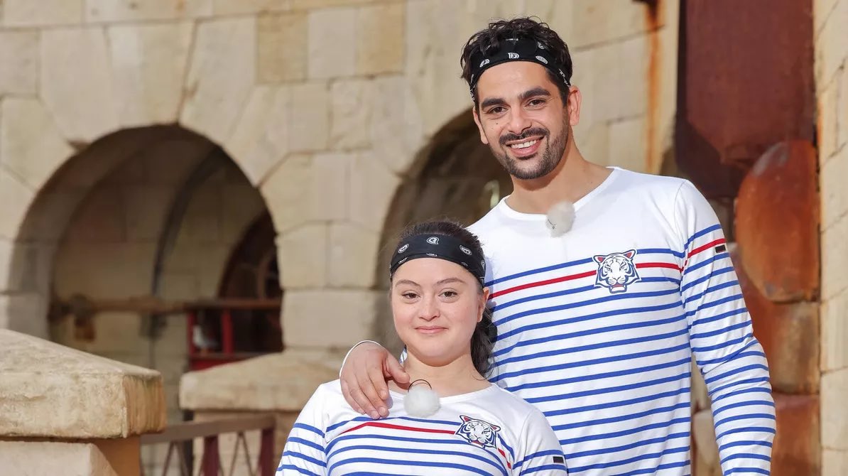 Delcroixx's tweet photo. «Elle m’a réparé» : #ChristopheLicata s’exprime sur sa relation avec #Mayane depuis «#Danseaveclesstars» https://t.co/MGkX90qxsq via @TVMAG https://t.co/UCMkdV2hY7