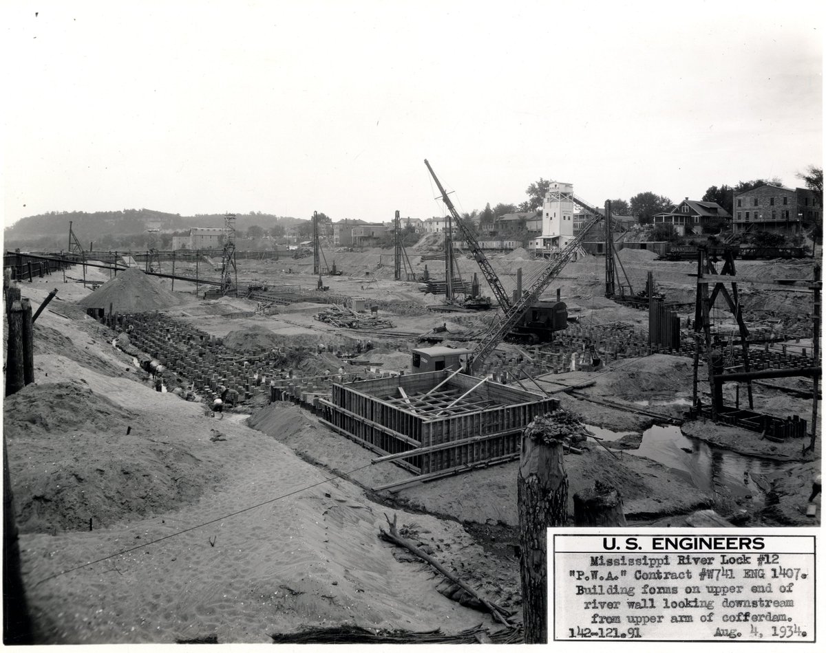 This #FlashbackFriday we take a look at Lock &amp; Dam 12 in Bellevue, Iowa! This photo from 1934 shows the construction of the lock looking downstream. During peak construction, over 1,200 people were employeed on the project! The lock went into operation on May 14, 1939.

#USACE250
