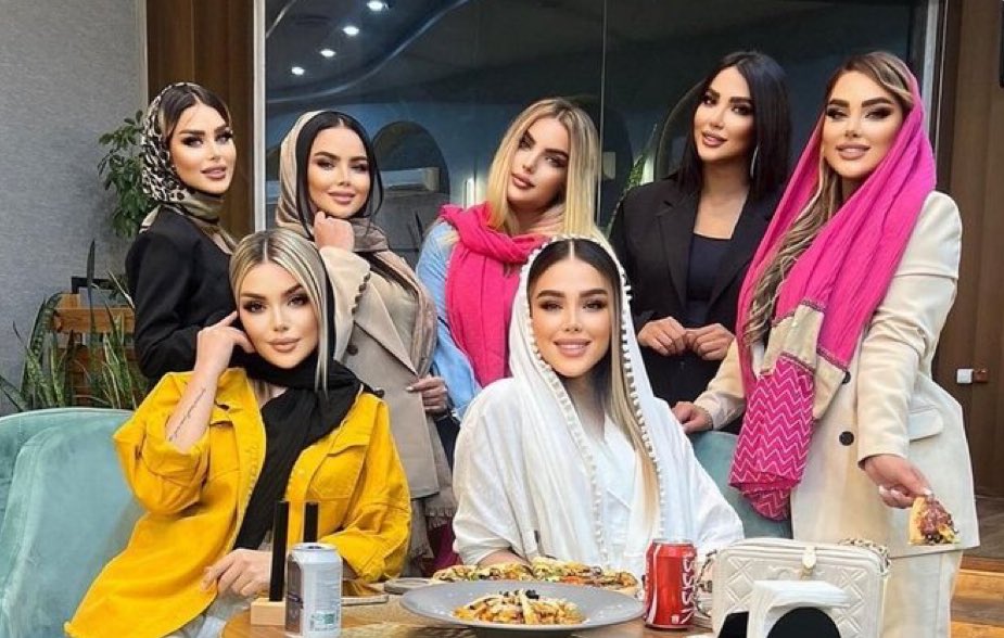 یه تفاوت بگو ، بجز رنگ مو :