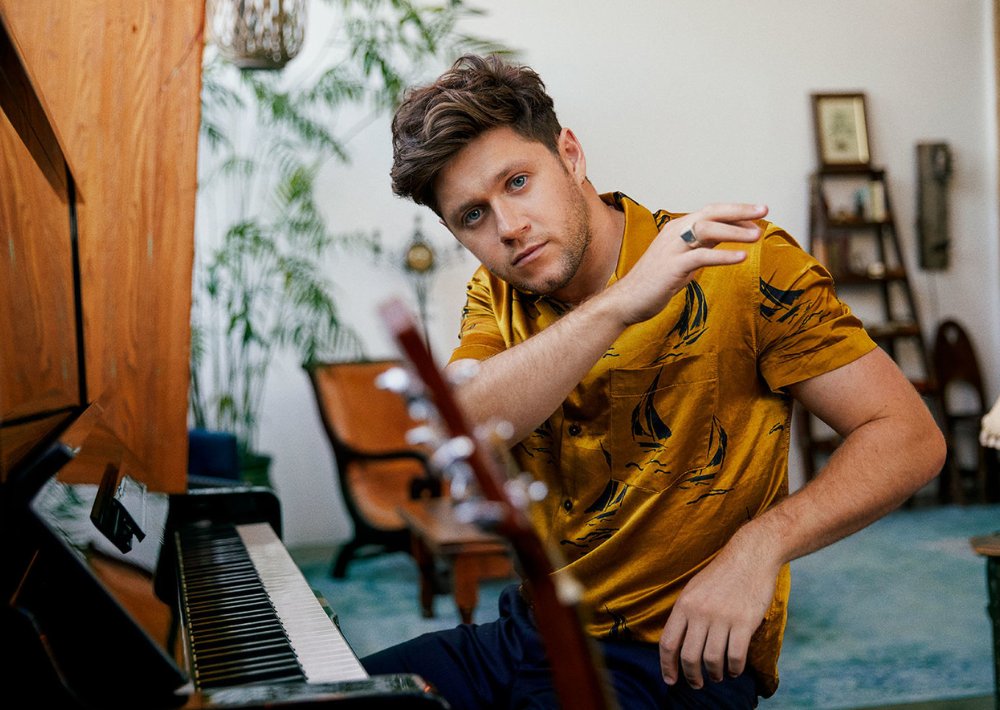 Official Charts (@officialcharts) on Twitter photo Celebrating its fifth anniversary, #NiallHoran's (<a href="/NiallOfficial/">Niall Horan</a>) #HeartbreakWeather returns to the Top 40 this week ๐๐ฉ๏ธ
Read more: officialcharts.com/chart-news/tomโฆ Celebrating its fifth anniversary, #NiallHoran's (<a href="/NiallOfficial/">Niall Horan</a>) #HeartbreakWeather returns to the Top 40 this week ๐๐ฉ๏ธ
Read more: officialcharts.com/chart-news/tomโฆ