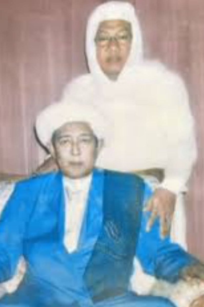 zein_7770's tweet image. Guru bahtani aluh aluh bersama Abah guru sekumpul 

#pengikut #sorotan #gurusekumpul