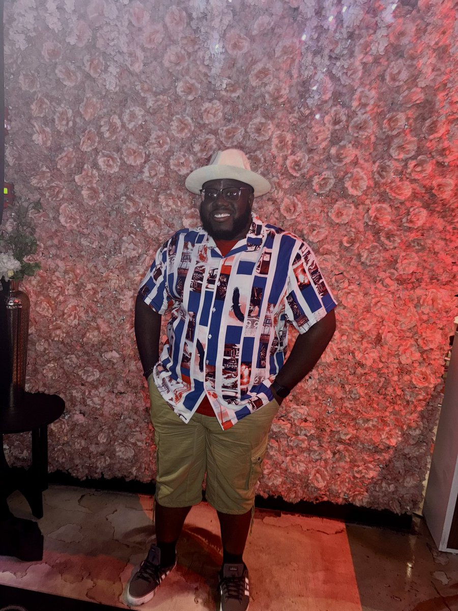 therealkasante's tweet photo. Thankful to see another year of life! 🙏🏾
Happy birthday to yours truly! 🥳🎉🎂
Chapter 33 has begun! ✊🏾 https://t.co/wfzKEDPNCX