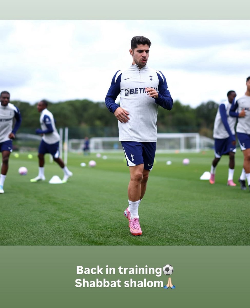 Thanks for last year but I don’t want him again #lufc