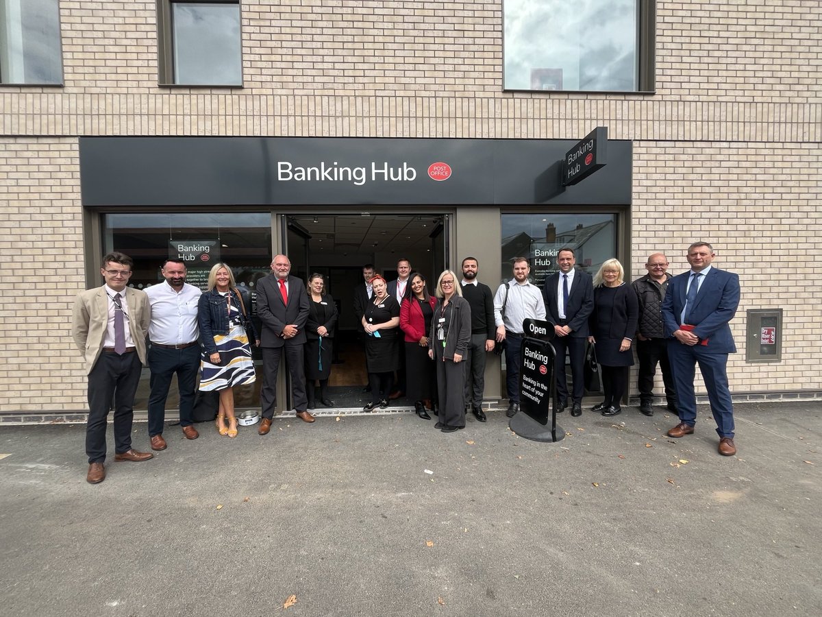 First ribbon cutting today for the West Kirby Banking Hub in my ward…Politics ain’t all bad! <a href="/CashAccessUK/">CashAccessUK</a> ✂️