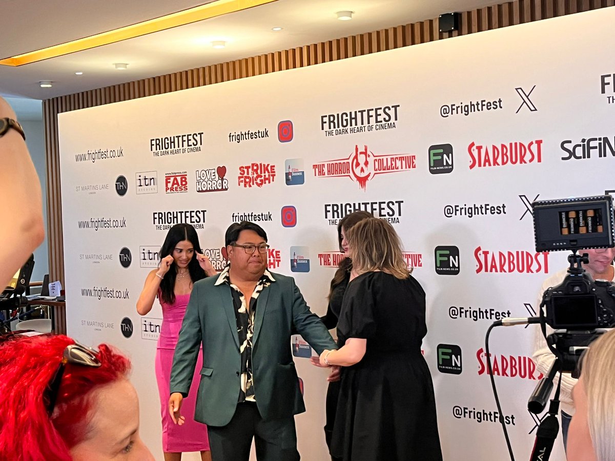 TheFrightClubNI's tweet photo. Hanging out at the Odeon to watch DON'T LET THE CAT OUT at @FrightFest with the director Tim Cruz 🤘🤘🤘
https://t.co/VDRZkKkg0E
#DontLetTheCatOut #FrightFest #horror #horrorfilm #horrorfan #TimCruz https://t.co/D4JouuISiB