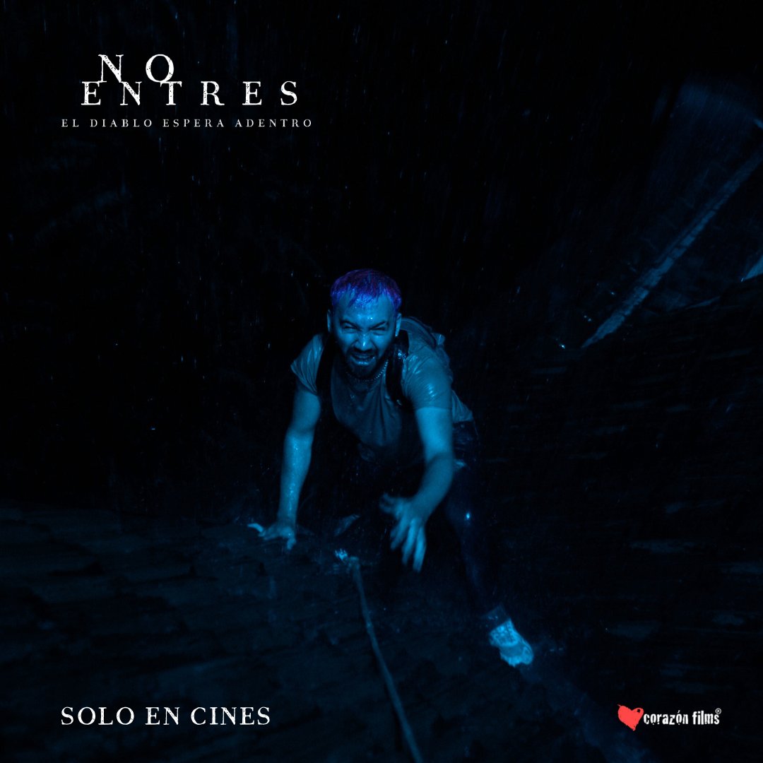 CorazonFilms's tweet photo. ¿Hasta dónde llegarías con tal de generar más views en tu canal? #NoEntres Agosto 28 Sólo en Cines. https://t.co/wCV0hs4AH7