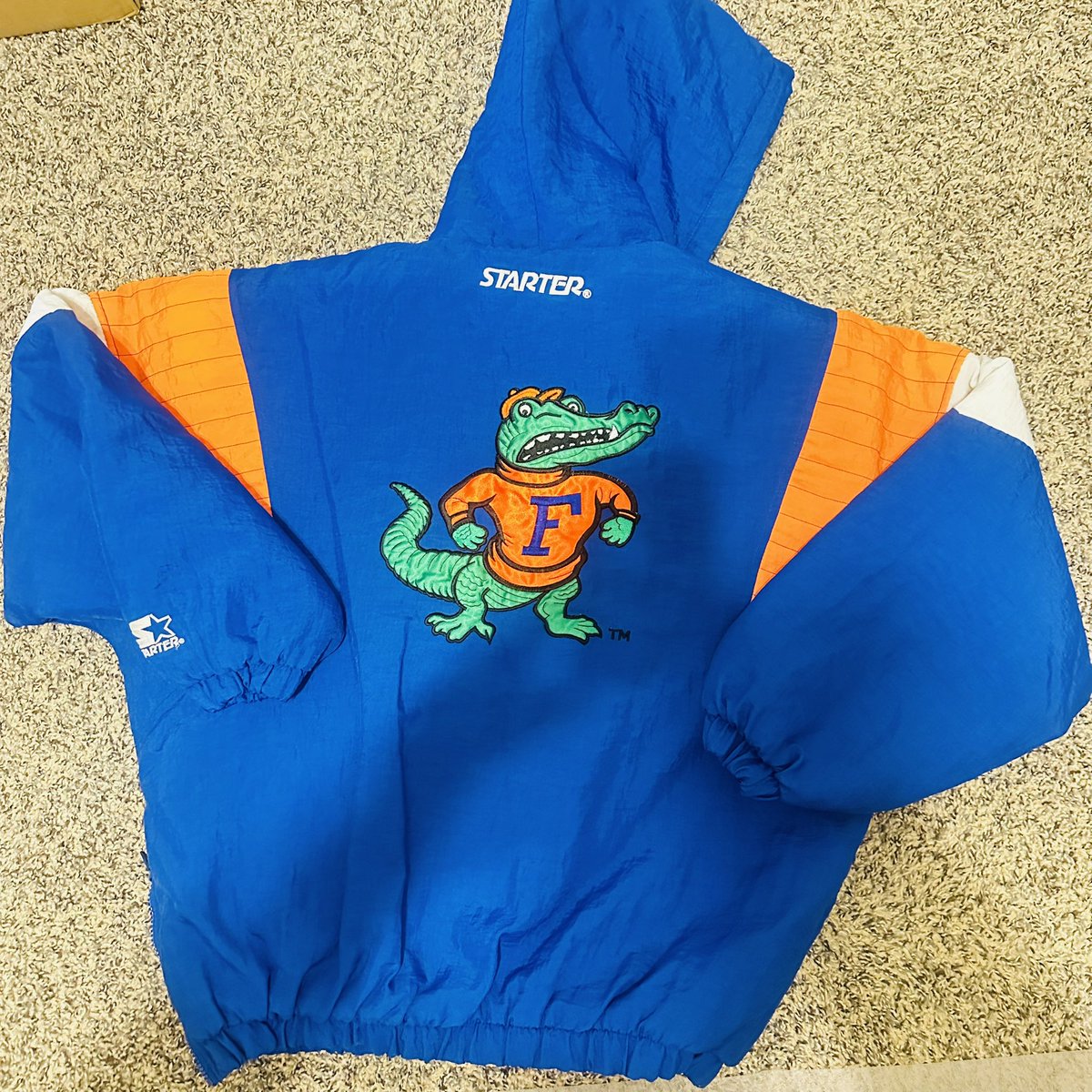 Nice little pull for the vintage shop