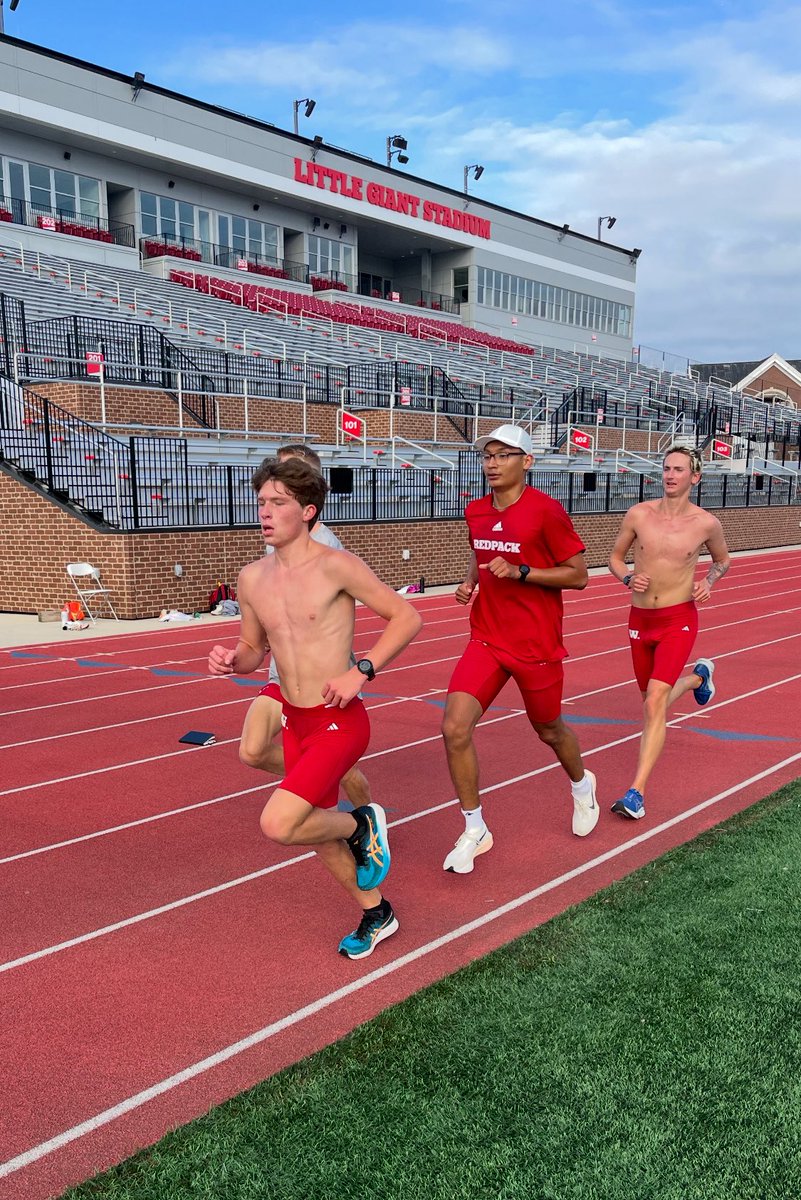 Wabash Cross Country tweet media