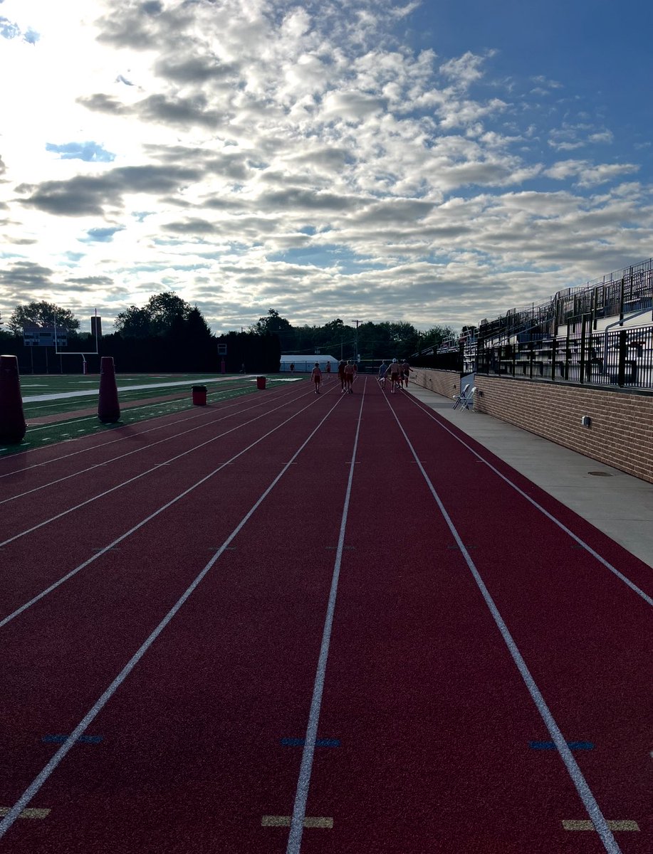 Wabash Cross Country tweet media