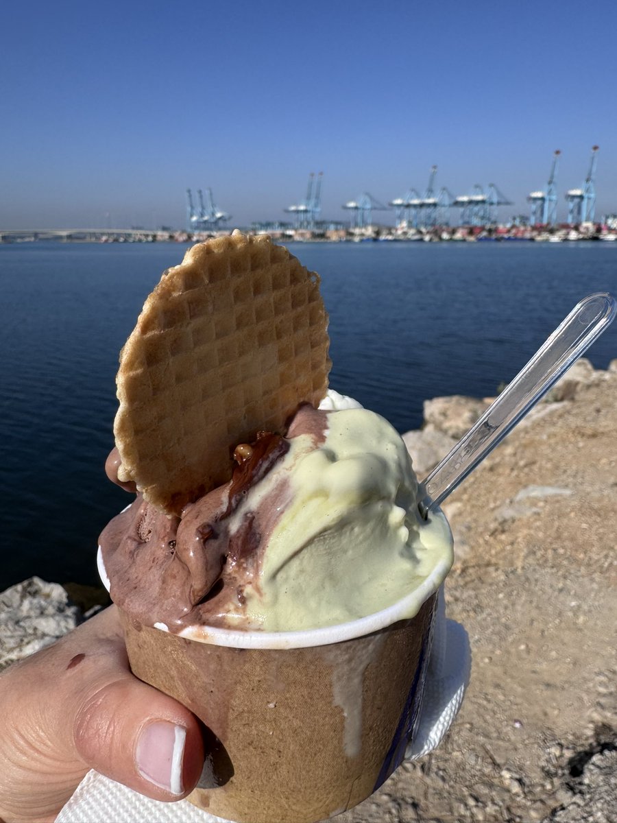 🎵Gelato al cioccolato, io me so’ macchiato, io gelato al cioccolato… 🎶
