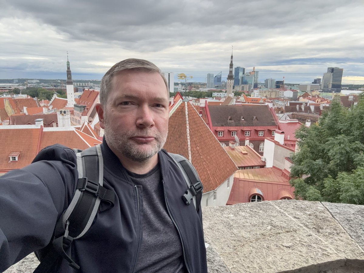 Aamun maisemat. Kerroin <a href="/YleTV1/">Yle TV1</a> #Aamu:ssa #Viro:n ja maailman #turpo-kuvioista pääministeri <a href="/PetteriOrpo/">Petteri Orpo</a>:n Viron-vierailun kynnyksellä.