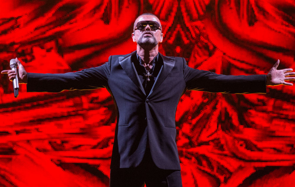 #OnThisDay in 2011 George kicked off Symphonica: The Orchestral Tour in Prague at the State Opera House 🎼 Who was lucky enough to see George on this tour?