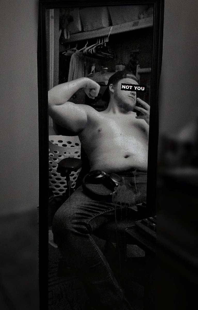 6LUCAS69SACUL9's tweet photo. it's Dad bod season all year long around here bro ๐ป๐ช๐ฅ
#StepDadEnergy #FAFO #DadBodGoals #nsfwtwtู #HotGuy #ThirstTrap ๐๐ https://t.co/eirC57NHzg