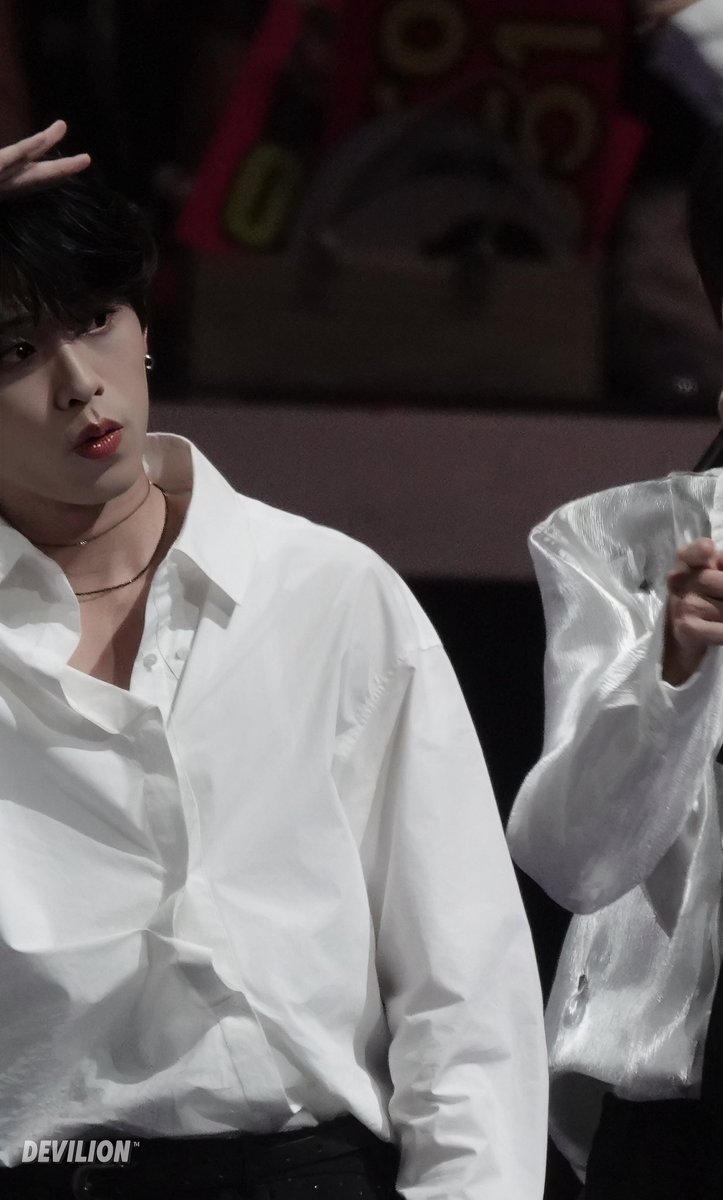 xijie0215's tweet image. 250822 TIMA LIVE 

#Lixijie #CIIU 
🔗weibo.com/7985882667/520…