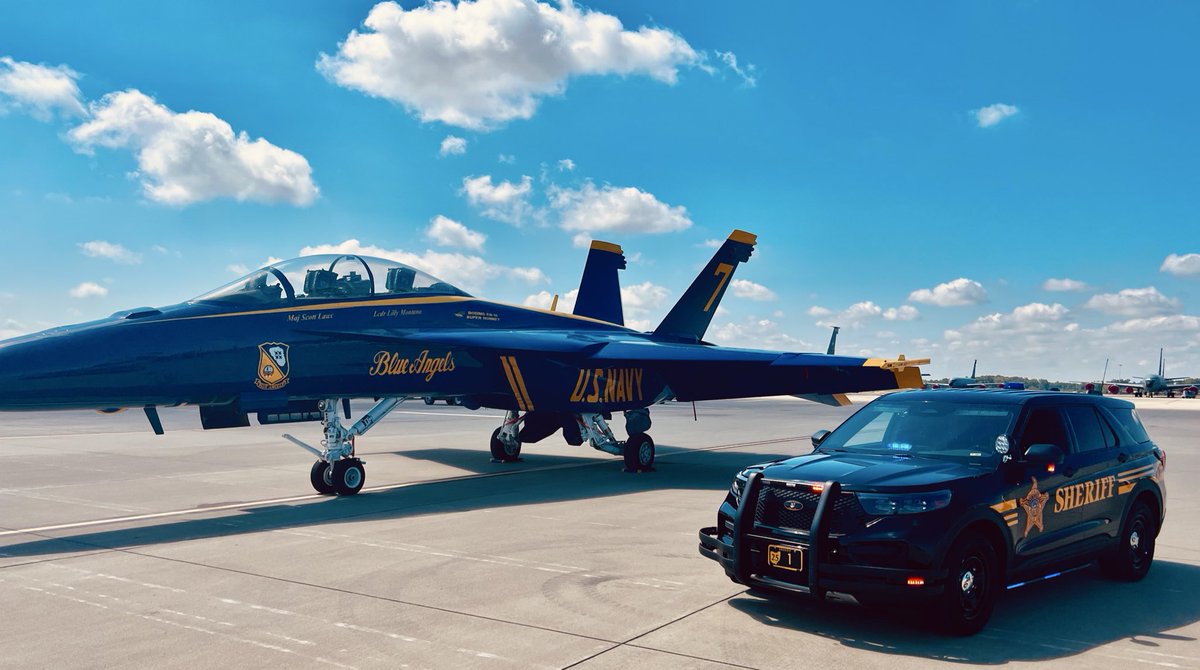 Great day to be out of the office! Welcome to the thousands of visitors who will be in Central Ohio the next three days for the 2025 Columbus Airshow! Honored to be a part of the Public Safety Team ensuring for everyone’s safety! #HardestJobInAmerica a little easier today!