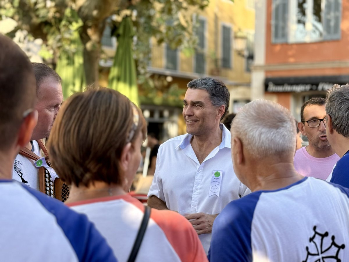 Eric PAUGET (@ericpauget1) on Twitter photo 🎉 Toujours un grand plaisir de vous retrouver à <a href="/VilledeBiot/">Ville de Biot</a> à l’occasion de la fête patronale de la Saint Julien, aux côtés du maire, mon ami, <a href="/JPDERMIT/">Jean-Pierre DERMIT</a>.
Top départ pour quatre jours de festivités et de moments conviviaux avec l’aubade de ce soir, organisée par la Commune 🎉 Toujours un grand plaisir de vous retrouver à <a href="/VilledeBiot/">Ville de Biot</a> à l’occasion de la fête patronale de la Saint Julien, aux côtés du maire, mon ami, <a href="/JPDERMIT/">Jean-Pierre DERMIT</a>.
Top départ pour quatre jours de festivités et de moments conviviaux avec l’aubade de ce soir, organisée par la Commune
