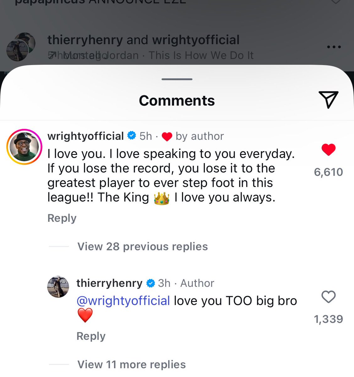 Amazing how uncle Wrighty has been there for many generations of young Arsenal players after him. ❤️