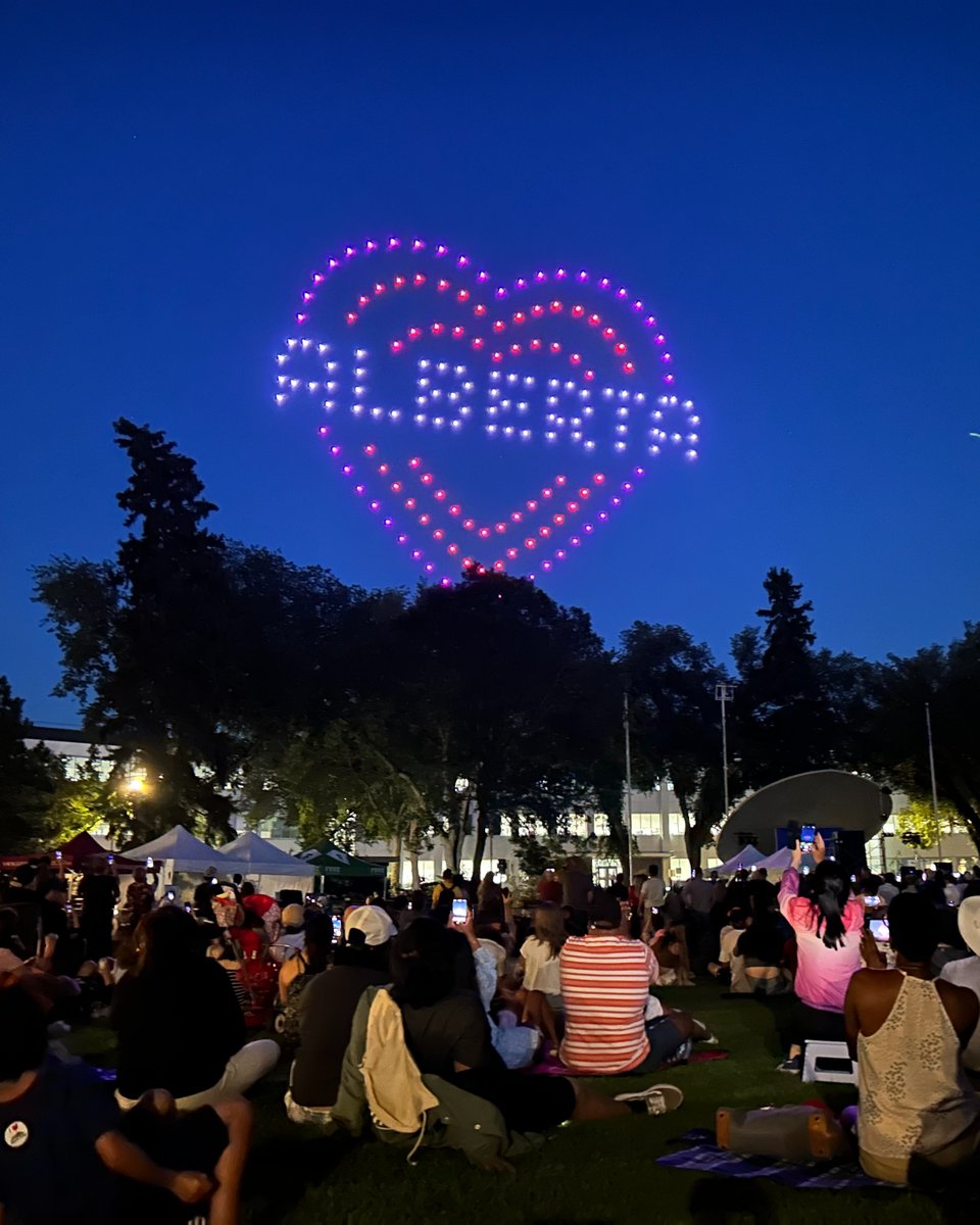 YourAlberta's tweet image. Celebrate with us on Sunday, August 31! 🎉

Join us as we come together to honour Alberta's unique spirit, culture &amp;amp; heritage with exciting events across the province. Enjoy live performances, local food, artisan vendors &amp;amp; more.

Plan your celebration at: alberta.ca/AlbertaDay