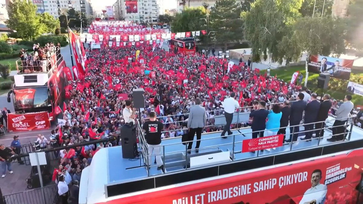 Sıla Bozatlı (@silabozatli) on Twitter photo Umut bu meydandadır!
Umut kardeşliktedir!
Umut Türkiye İttifakı’ndadır!
Memleket..
TEŞEKKÜRLER SİVAS ♥️
<a href="/eczozgurozel/">Özgür Özel</a> Umut bu meydandadır!
Umut kardeşliktedir!
Umut Türkiye İttifakı’ndadır!
Memleket..
TEŞEKKÜRLER SİVAS ♥️
<a href="/eczozgurozel/">Özgür Özel</a>
