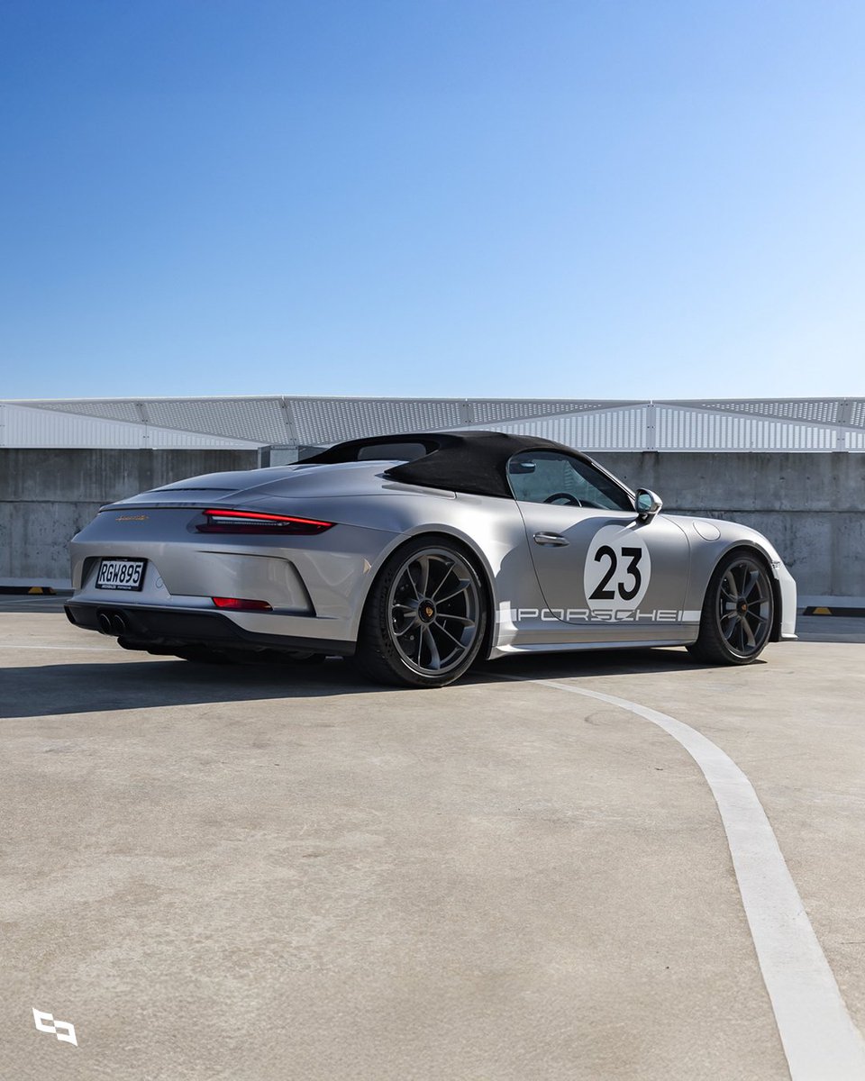 collectingcars_'s tweet image. This 991-generation Porsche 911 Speedster Heritage Edition is a highly sought-after limited-production modern open-top sports car.
⁠
LIVE NOW - Christchurch, New Zealand ⁠
⁠
collectingcars.com/for-sale/2020-…
⁠
#CollectingCars #Porsche #911Speedster