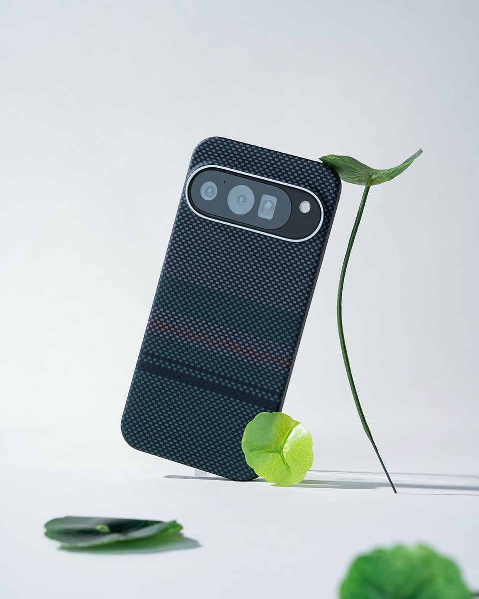 Benks_Official's tweet image. Pixel 10 is here. Ready to dress it in the colors of the Aurora? 
Would you go bold or keep it classic? 👇

🔗 | bit.ly/4mkBGH0

#benks  #madebygoogle #Pixel10Pro #pixel10 #pixel10procase