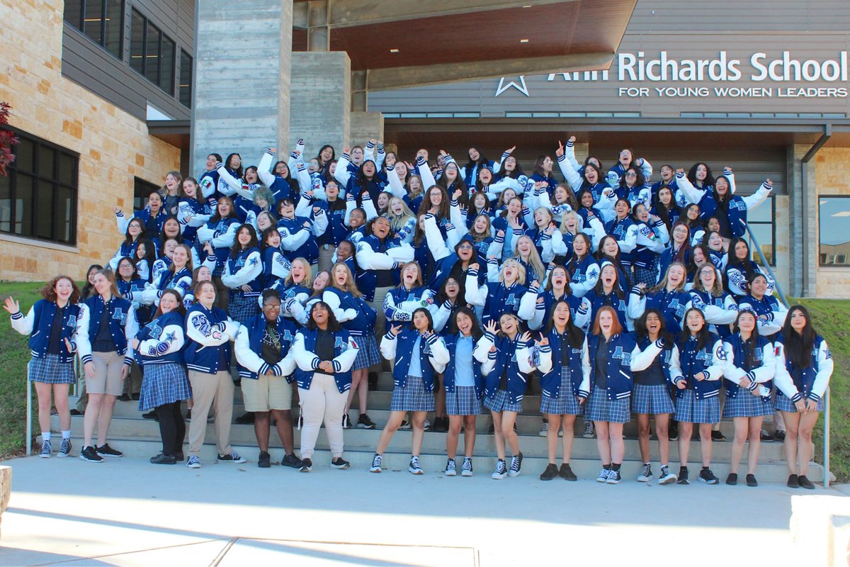 We have a lot of #ARSpride for our Stars, faculty and staff after U.S. News and World Report ranked the Ann Richards School for Young Women Leaders at #142 in the U.S., #17 in Texas, and #2 in Austin! Go Stars Go!

annrichardsschool.org/news/u-s-news-…