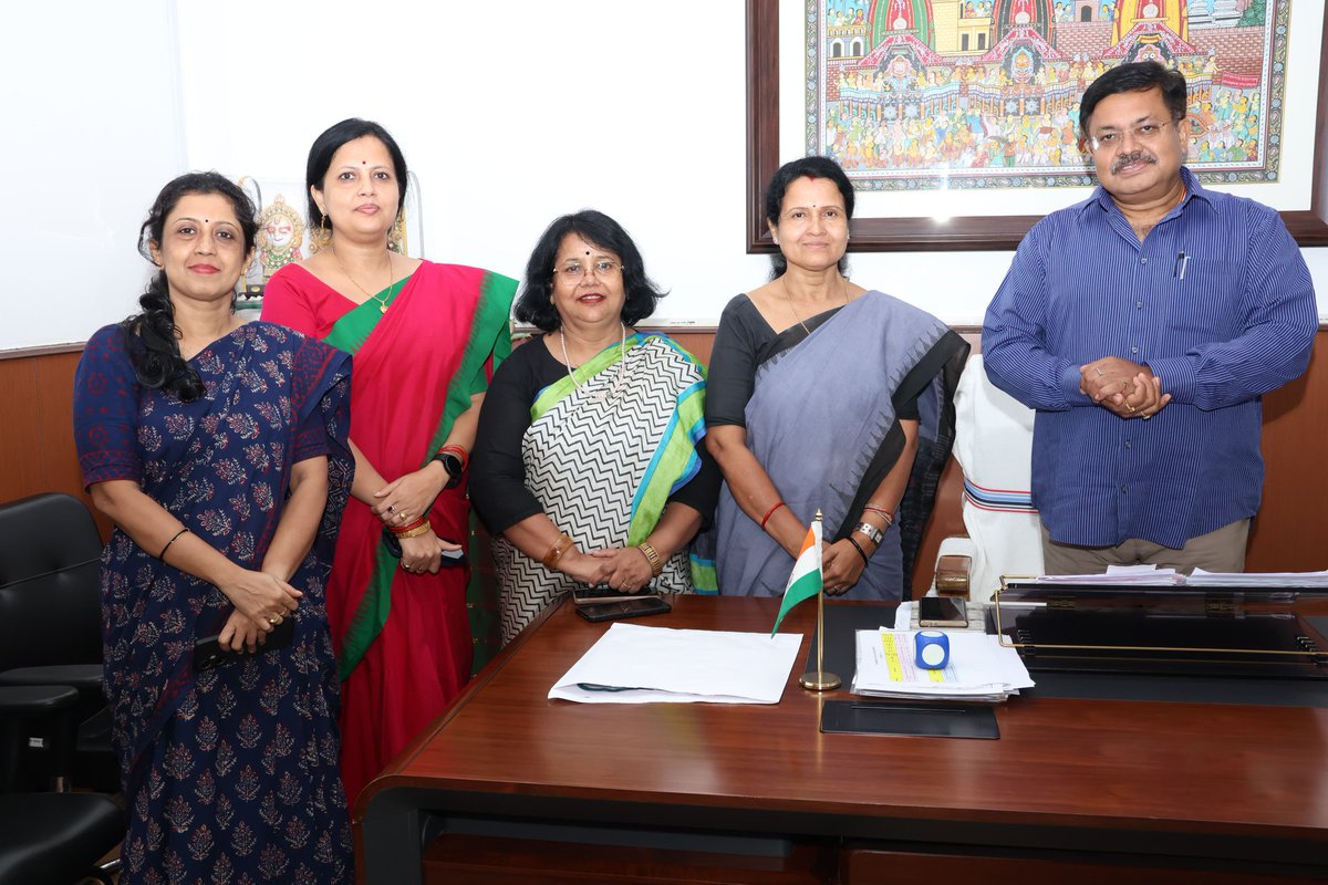 Babita Patro (MODI KA PARIVAR) (@babitapatro5) on Twitter photo କମିଟି ସଦସ୍ଯାଙ୍କ ସହିତ ମାନ୍ୟବର ମନ୍ତୀ ଶ୍ରୀଯୁକ୍ତ <a href="/PrithivirajBJP/">Prithiviraj Harichandan</a> ଙ୍କ ସହିତ ସୌଜନ୍ୟମୂଳକ ସାକ୍ଷାତ କରିବାର ସୌଭାଗ୍ଯ ପ୍ରାପ୍ତହେଲା। ରାଜ୍ଯରେ ଶିଶୁମାନଙ୍କ ଅଧିକାର ଓ ସୁରକ୍ଷା ପାଇଁ ଆୟୋଗ ସହିତ ସରକାର ଙ୍କ ଭୂମିକା ଓ କାର୍ଯ୍ୟକାରିତା ସମ୍ପର୍କ ରେ ବିସ୍ତୃତ ଆଲୋଚନା ହେଲା। <a href="/MohanMOdisha/">Mohan Charan Majhi</a>
<a href="/OSCPCR_Odisha/">OSCPCR</a> <a href="/WCDOdisha/">Department of WCD, Government of Odisha</a> କମିଟି ସଦସ୍ଯାଙ୍କ ସହିତ ମାନ୍ୟବର ମନ୍ତୀ ଶ୍ରୀଯୁକ୍ତ <a href="/PrithivirajBJP/">Prithiviraj Harichandan</a> ଙ୍କ ସହିତ ସୌଜନ୍ୟମୂଳକ ସାକ୍ଷାତ କରିବାର ସୌଭାଗ୍ଯ ପ୍ରାପ୍ତହେଲା। ରାଜ୍ଯରେ ଶିଶୁମାନଙ୍କ ଅଧିକାର ଓ ସୁରକ୍ଷା ପାଇଁ ଆୟୋଗ ସହିତ ସରକାର ଙ୍କ ଭୂମିକା ଓ କାର୍ଯ୍ୟକାରିତା ସମ୍ପର୍କ ରେ ବିସ୍ତୃତ ଆଲୋଚନା ହେଲା। <a href="/MohanMOdisha/">Mohan Charan Majhi</a>
<a href="/OSCPCR_Odisha/">OSCPCR</a> <a href="/WCDOdisha/">Department of WCD, Government of Odisha</a>