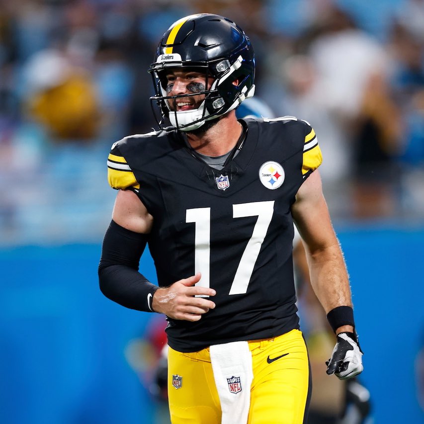 The Standard tweet media