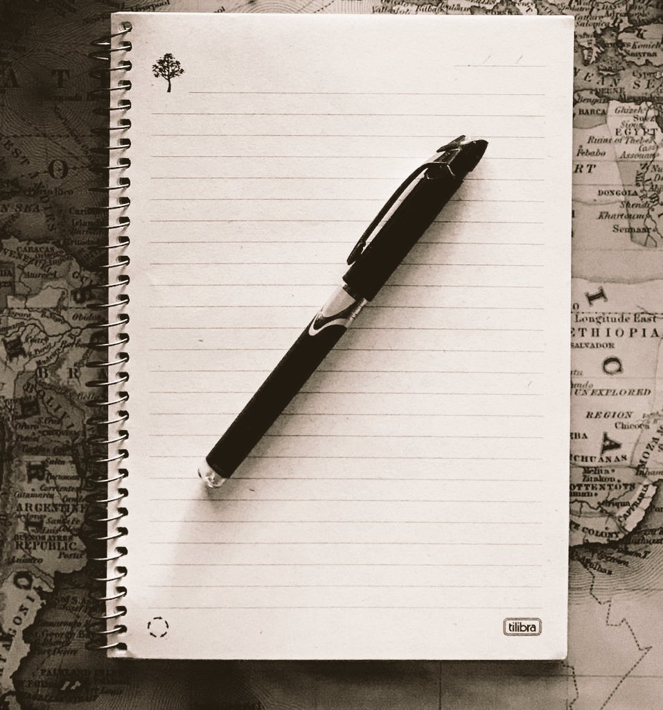 ماذا ستكتب... 
لو ڪان الشخص المقصود يقرأ..؟