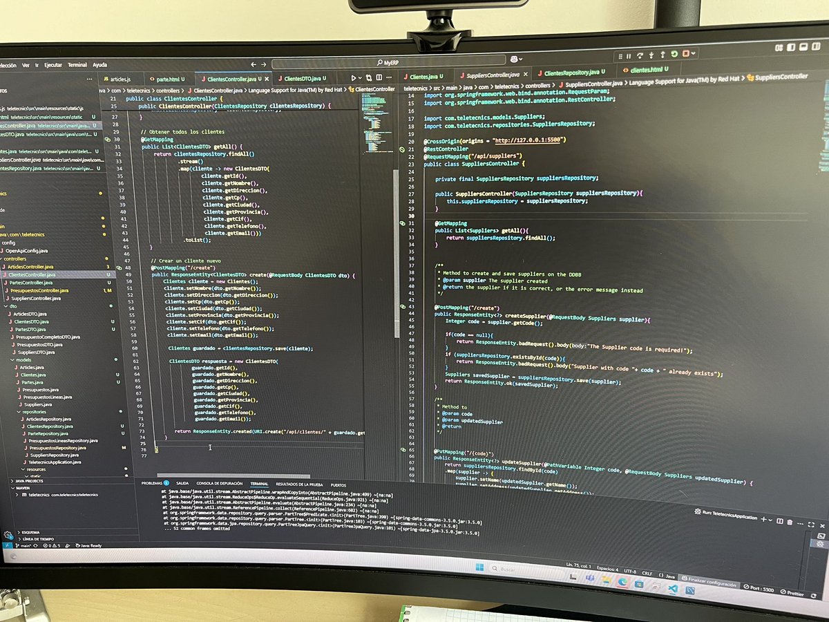 CoderIban's tweet image. Pasando el rato con #springboot un viernes tarde. 😂