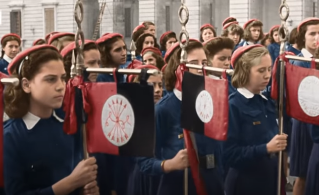 Disciplina, orden y feminidad.