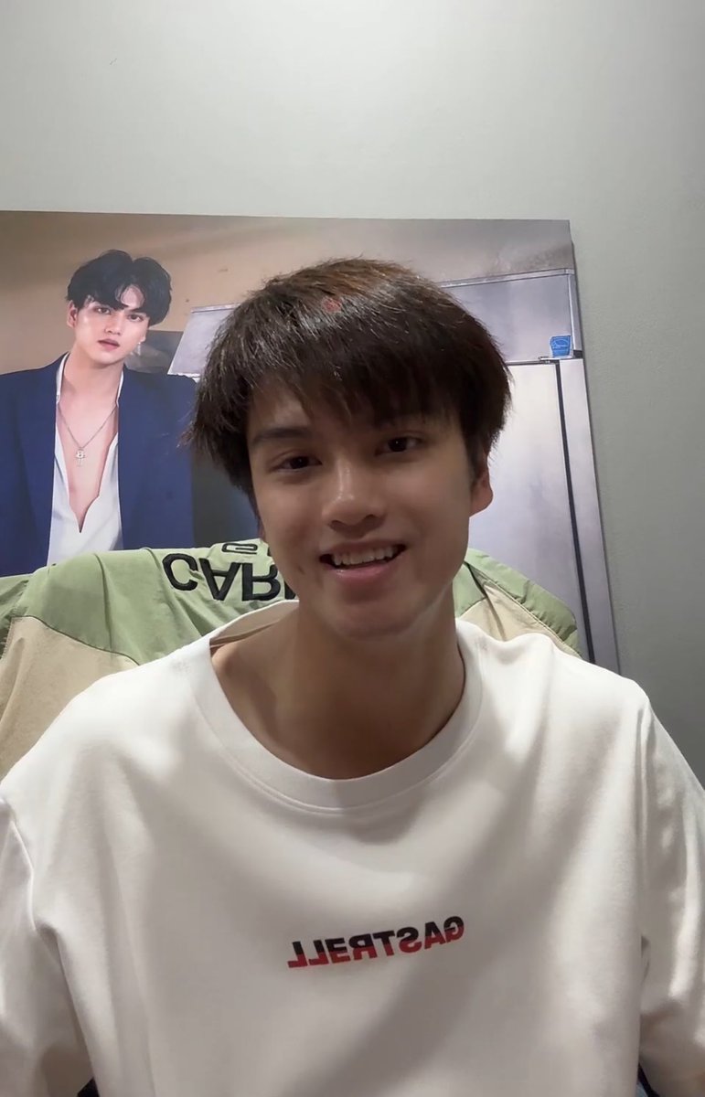 มาแล้วค้าบบบบบ  ไลฟ์ตัวเต็ม  #marcmc 
youtu.be/4vYpvYiXK8g?si…
CR. วาย The Series TH