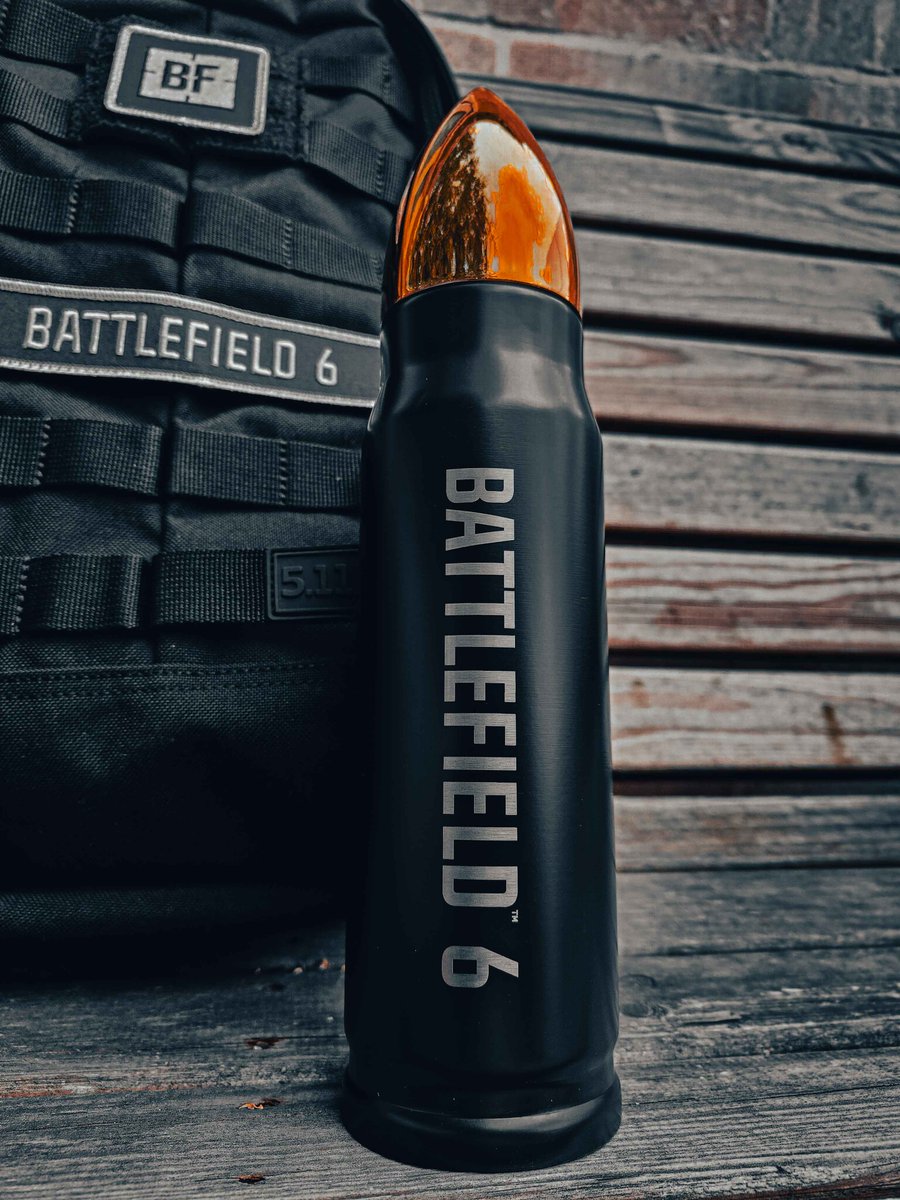 Arekkz's tweet image. Still craving some Battlefield 6 matches, but the beta is over 😭

Had an awesome package arrive today, massive thanks to @Battlefield &amp;amp; this GIANT bullet/shell thermos is wild looool

#AD | gifted