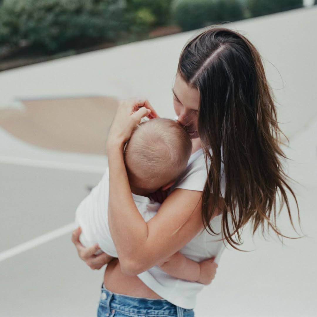 HaileyBieberCR's tweet photo. Hailey Bieber (haileybieber) via Instagram: “1 year of you my beautiful boy. Happy 1st Birthday Jack Blues, you are joy personified💙”
(August 22nd, 2025)
#Happy1stBirthdayJackBlues
#HAPPY1STBDAYJBB https://t.co/27DOgXc0kz