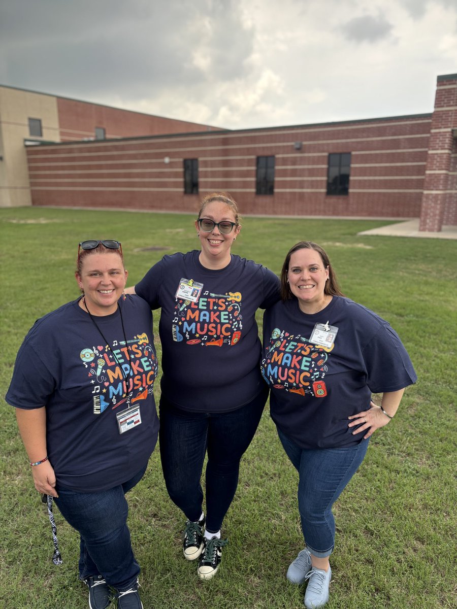 Hopper Orchestra (@hoppermsorch) on Twitter photo Teamwork makes the dream work, and itās even better when we match! #moonshot #LetsMakeMusic <a href="/HopperMS/">Hopper Middle School</a> <a href="/feliciahayes03/">Felicia Hayes, Ed.D.</a> <a href="/hopperband/">Hopper Band</a> <a href="/HopperMSChoir/">Hopper MS Choir</a> Teamwork makes the dream work, and itās even better when we match! #moonshot #LetsMakeMusic <a href="/HopperMS/">Hopper Middle School</a> <a href="/feliciahayes03/">Felicia Hayes, Ed.D.</a> <a href="/hopperband/">Hopper Band</a> <a href="/HopperMSChoir/">Hopper MS Choir</a>