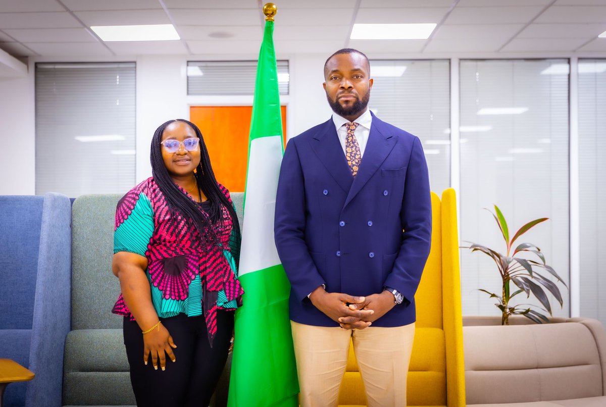 KennyolaNYCNpro's tweet photo. During the week I had the privilege of visiting the Honourable Minister of Communication, Innovation and Digital Economy Dr. 'Bosun Tijani in his office.
Thank You for the audience once again Honourable Minister.๐
#KennyolaSpeaks
#SSAGenderMatters
#StillRising
#SheRepresents https://t.co/0GzSX1Y6m5