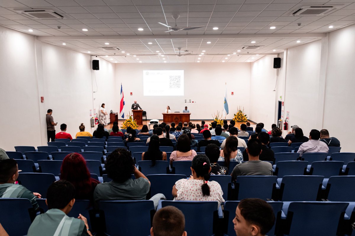 🚀 ¡Inicia PyCon Latam 2025!

Un espacio para aprender, compartir y crecer en comunidad. 🐍💜

¡Que este nuevo capítulo nos inspire a transformar con Python!