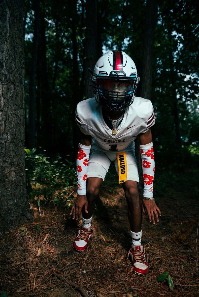 last first game tn @ 7:30 ‼️
<a href="/KingstreeHigh/">Kingstree High School Athletics</a> <a href="/coach_cantrell6/">Coach Brandon Cantrell</a> 
<a href="/peedeesportss/">Pee Dee SC High School Sports Page</a> <a href="/HighSchoolBlitz/">High School Blitz</a>