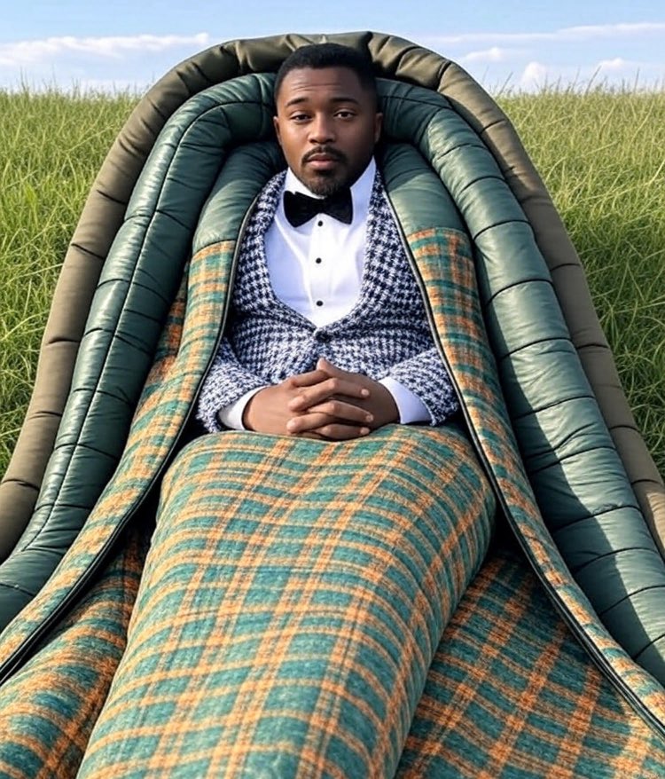 PastorAlexLove's tweet photo. @AlexVicia Good Morning Mistress Alex
Great news!
We have raised over ยฃ3,000 with our #EndHomlessness campaign.
I spent 20 minutes outside in a sleeping bag for charity.
Casino? https://t.co/oPNFCAGEHW