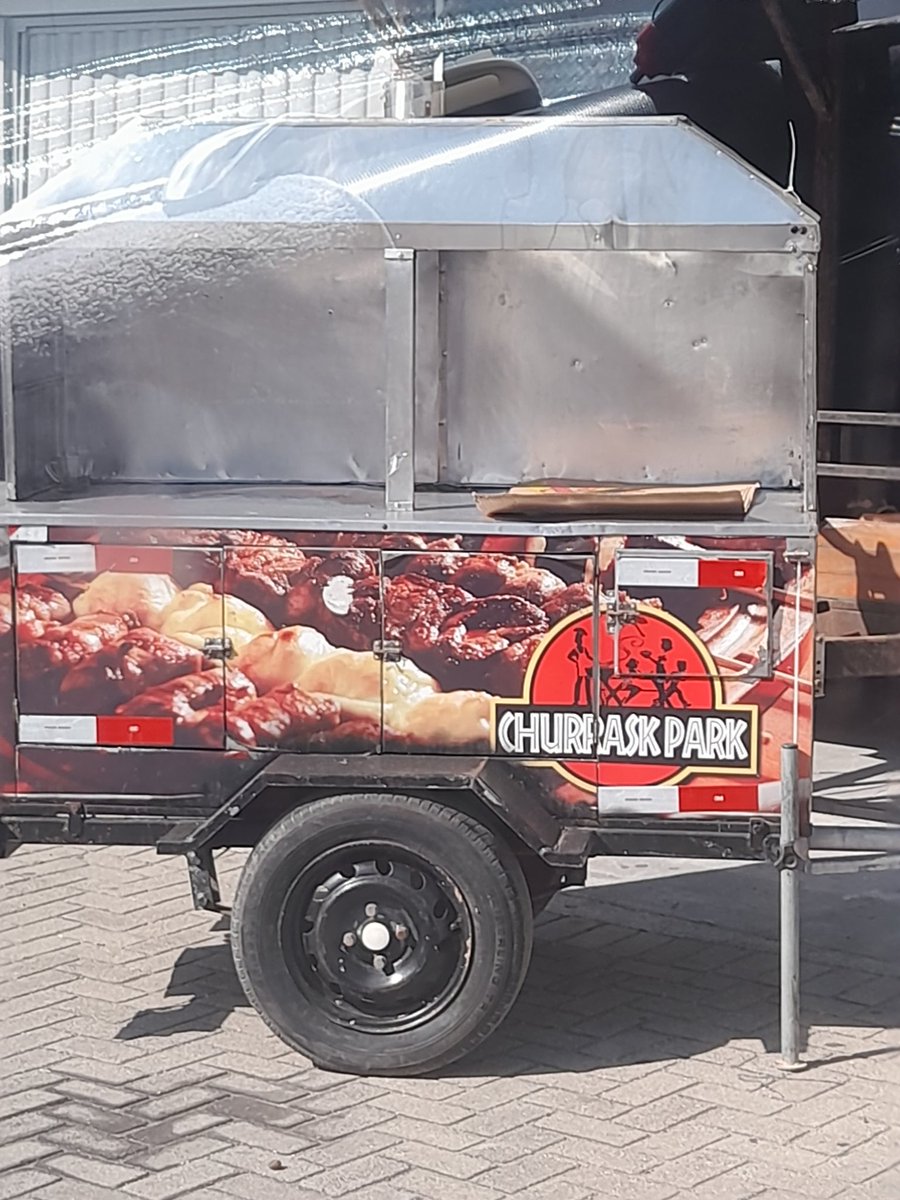 annabrookes13's tweet photo. @MastersOfNaming el humor brasileiro https://t.co/dQmlQ5yOQ2